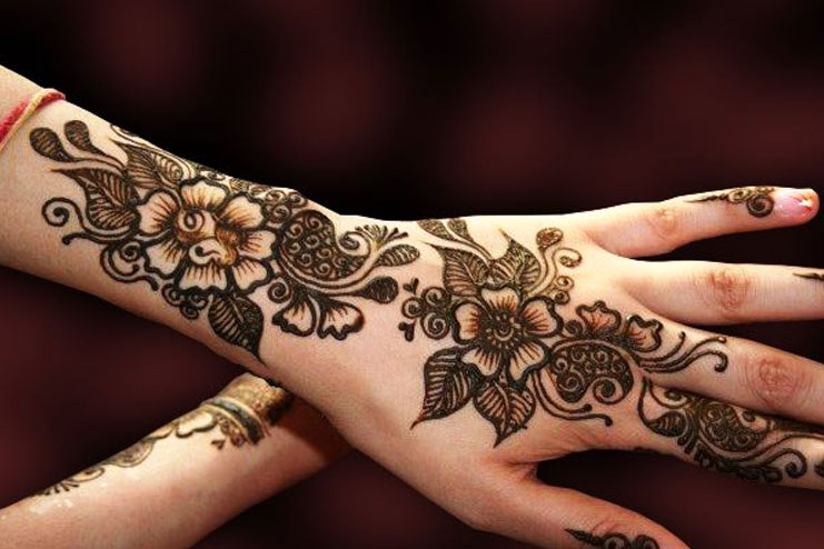 Floral Kashmiri Mehndi Design