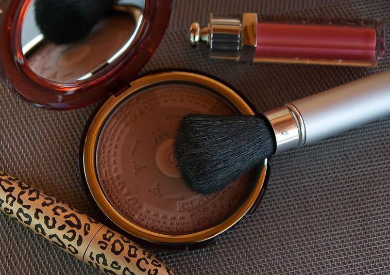 Forget to Wash Your Makeup Brushes Often