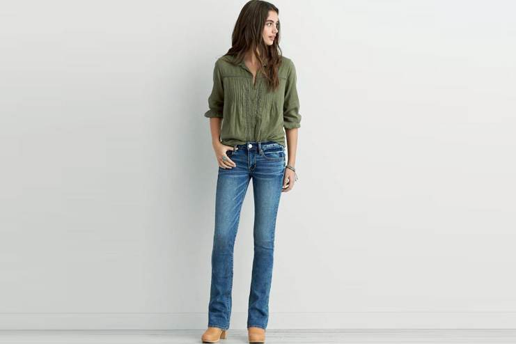 AMERICAN EAGLE SKINNY KICK JEANS