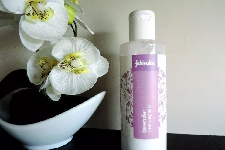 Fab India Vitamin E Cleansing Milk