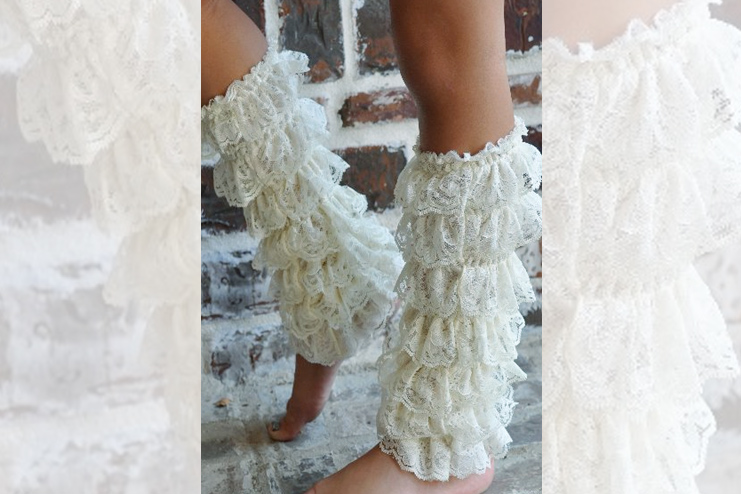 Legwarmers with ruffles