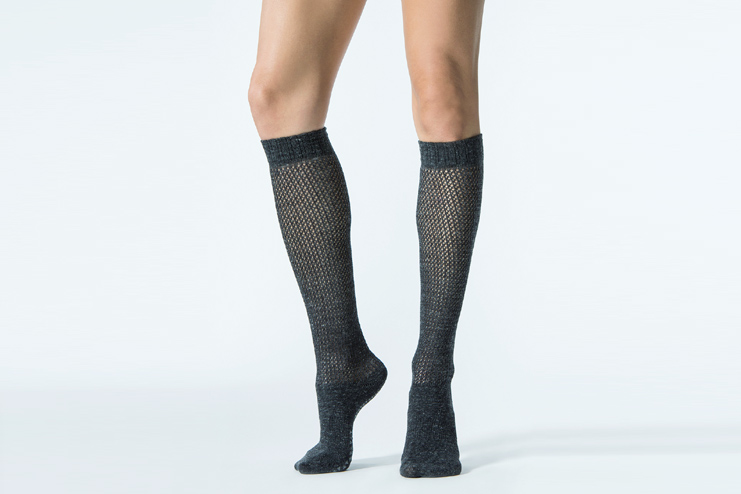 Netted leg warmers