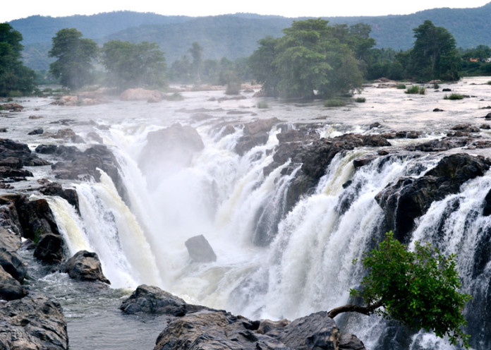 Hogenakkal Falls