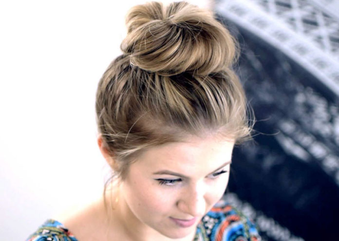 Simple Top Bun