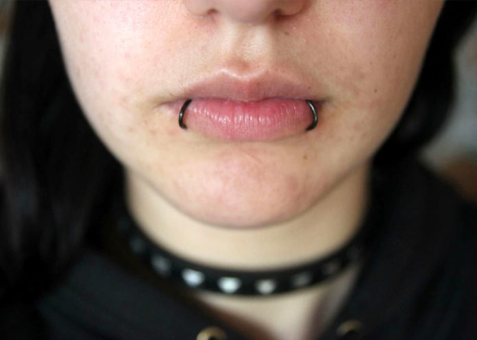 Snake Bites Piercing