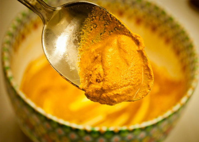 Lemon, Curd and Turmeric Mask