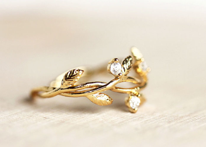 Delicate gold ring