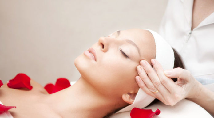 Facial Massage Routine For Glowing Skin And A Slimmer Face