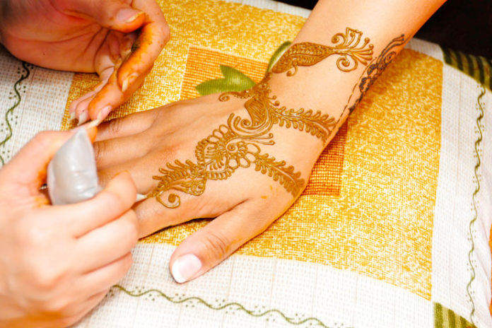 Memorable Mehendi Party At Home