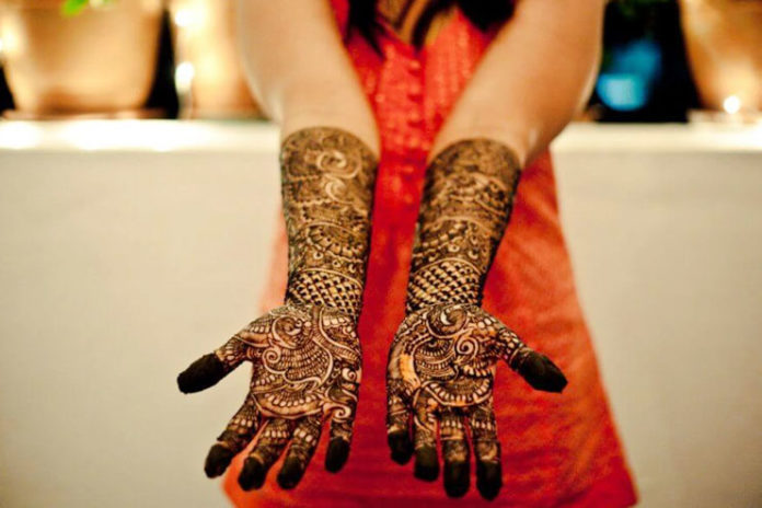 Ashraj Mehndi Designers