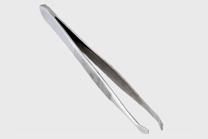 Tweezers