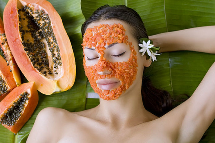 Revitalize the face with organic papaya mask