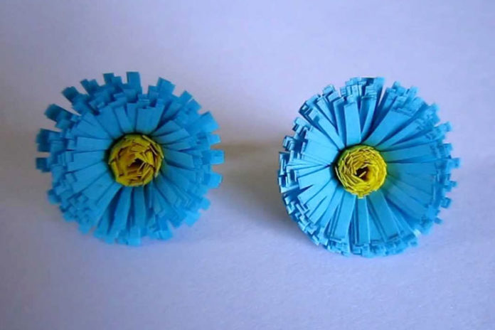 Paper quilling fringe stud earrings