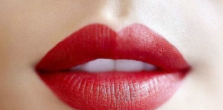 Make Lips Look Bigger