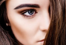 How To Grow Thick Eyebrows Naturally