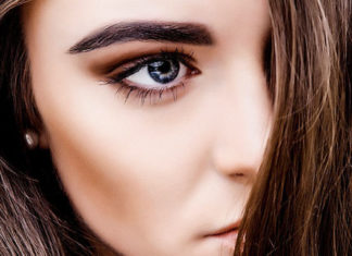 How To Grow Thick Eyebrows Naturally