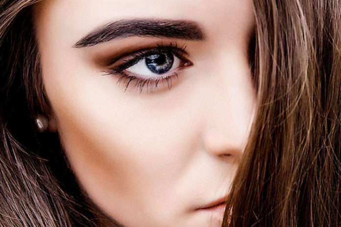 How To Grow Thick Eyebrows Naturally