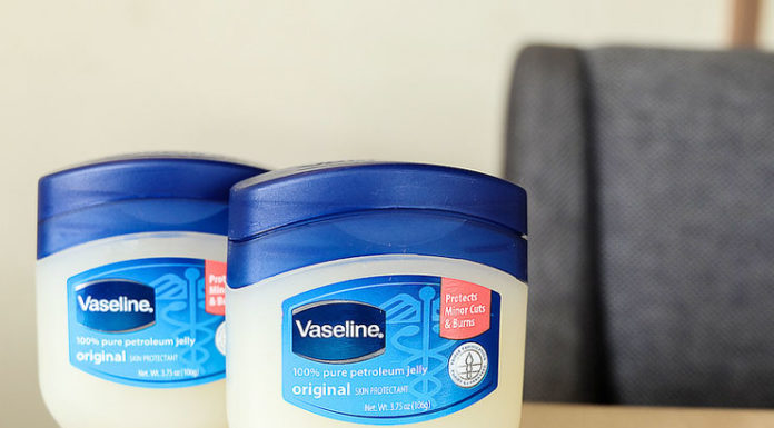Beauty Hacks Using Vaseline