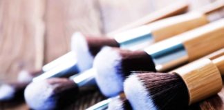 Clean Makeup Brushes