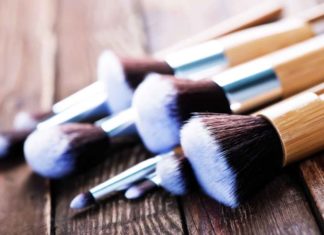 Clean Makeup Brushes