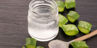 How to Make Aloe Vera Gel And Juice At Home