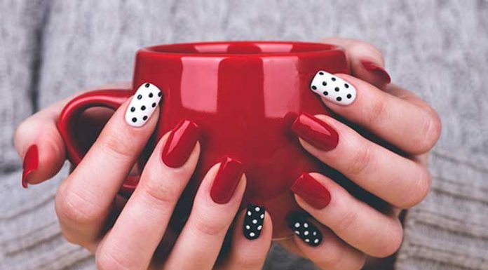 Remove-Gel-Manicure-At-Home