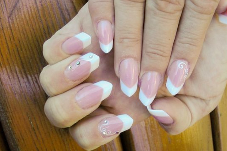 Edge shaped Nails