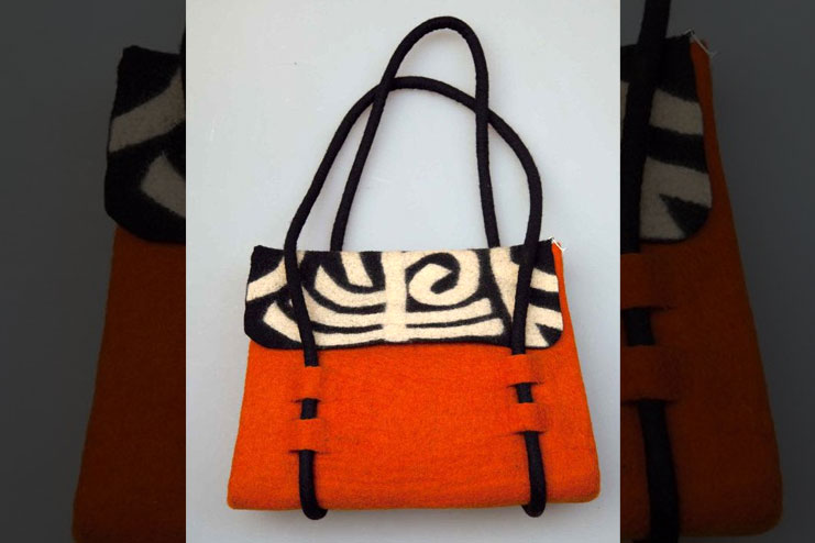 Handmade Handbags with Felt Fabric