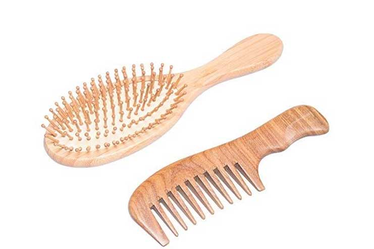 Combing-Vs-Brushing