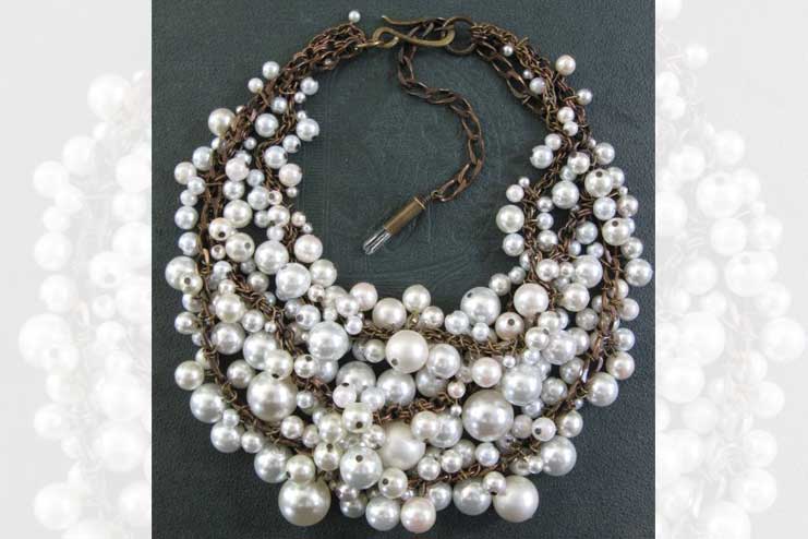 Pearl-statement-necklace