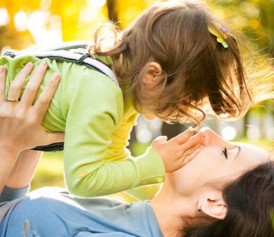 Mother-Daughter-Bond