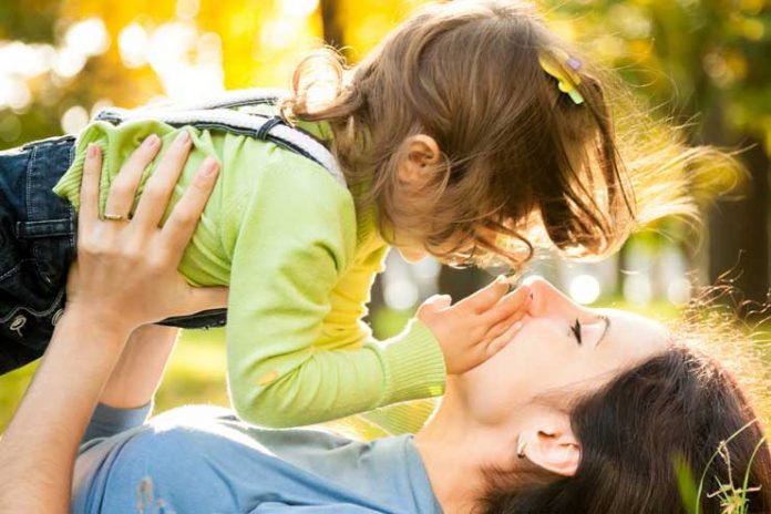 Mother-Daughter-Bond