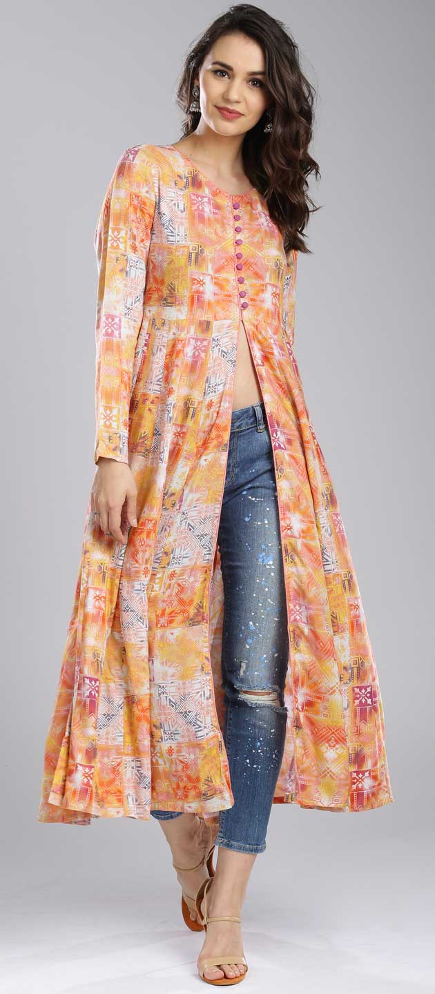 High-Slit-Kurta-with-Torn-Skinny-Jeans