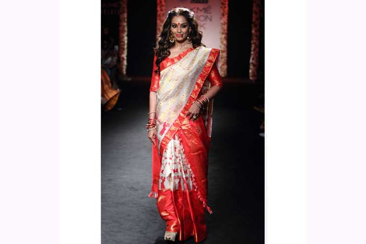 Mekhla-Chadar-Saree-style