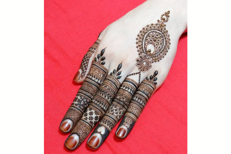 Finger-mehndi-design