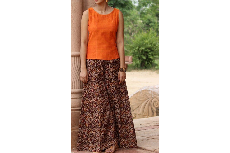 Old-saree-into-palazzo-pants