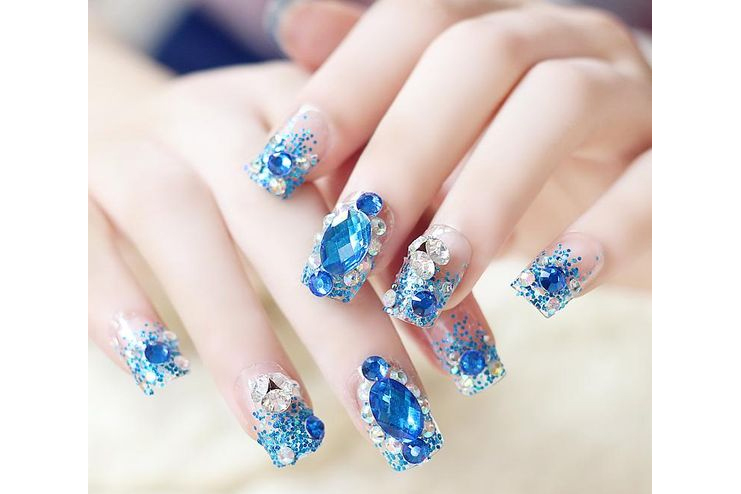 Sky-Blue-Glitter-Nail-Art