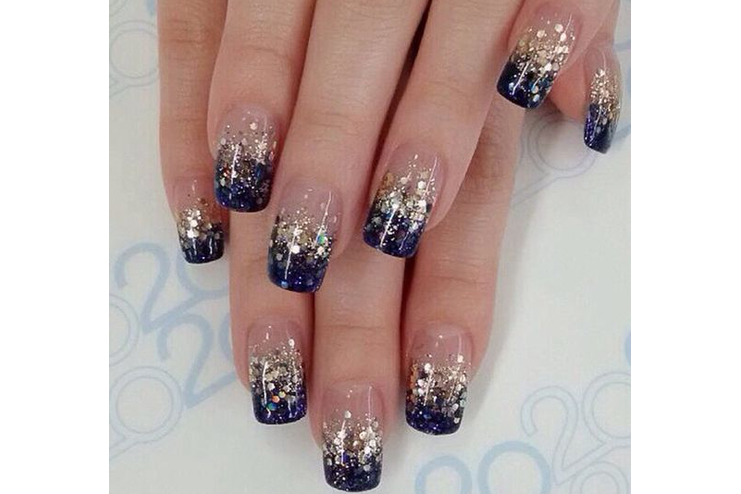 Sprinkled-Glitter-Nail-Art