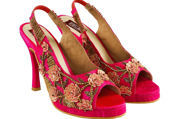 Floral-designed-sandals