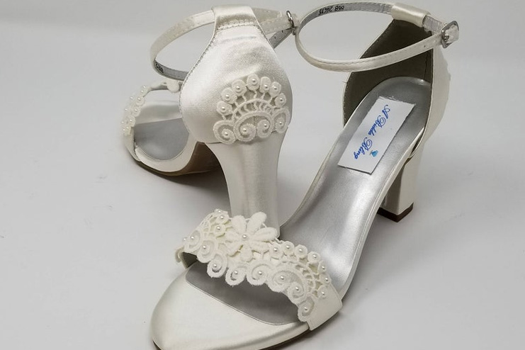 Sandals-with-lace-design