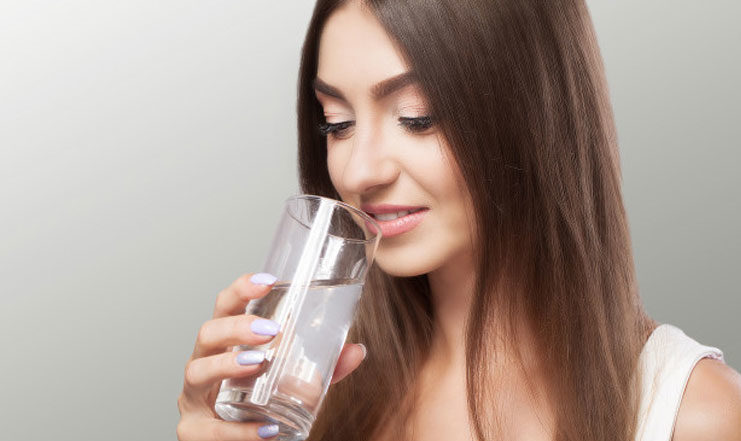 12 Beauty Benefits Of Drinking Water