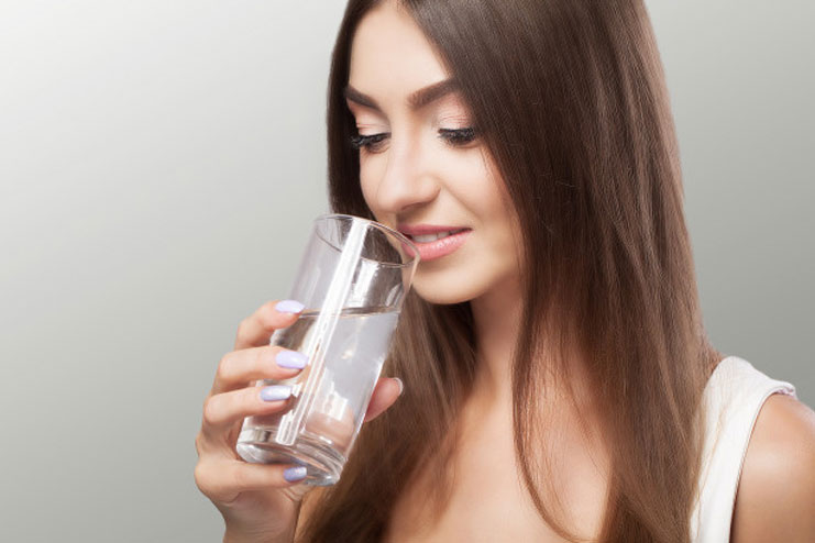 12 Beauty Benefits Of Drinking Water