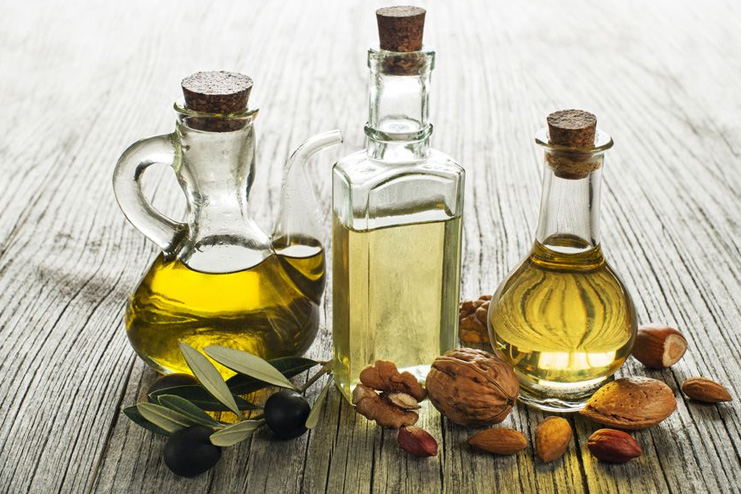 Castor-oil-and-olive-oil