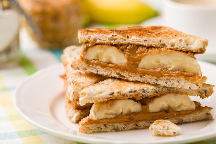 Whole-grain-bread-with-pean