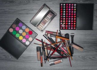 Makeup-essentials