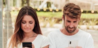 Toxic-effects-of-texting-habits-in-a-relationship