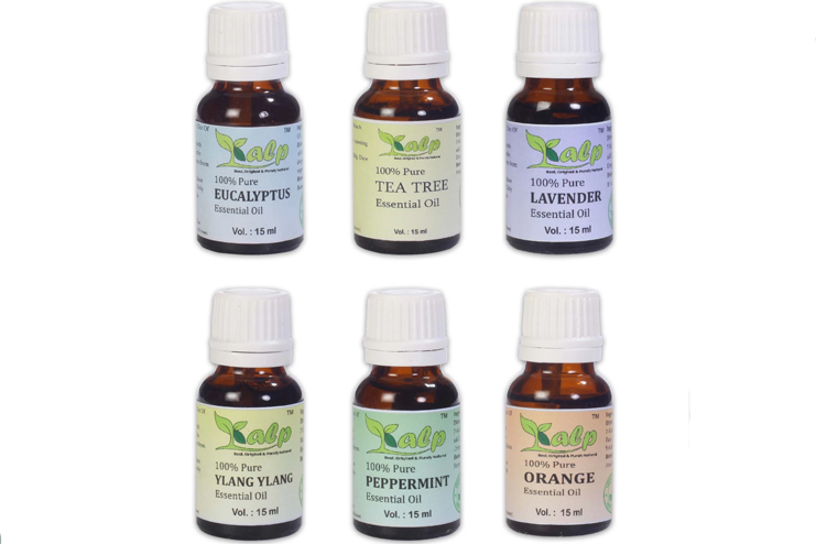 Hand-sanitizer-with-essential-oils