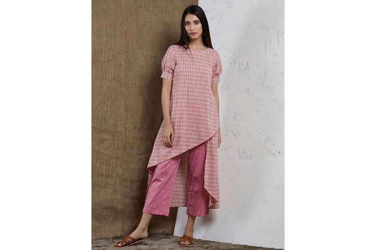Kurti-with-uneven-cut