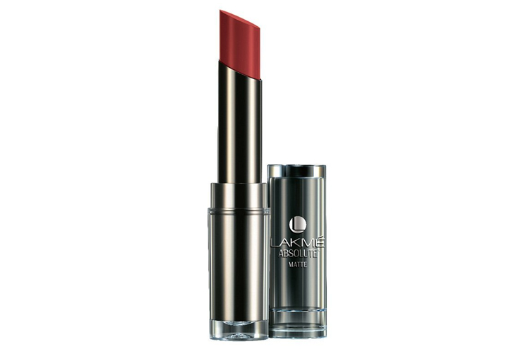 Lakme-Absolute-Matte-Lipstick-Burgundy-Affair