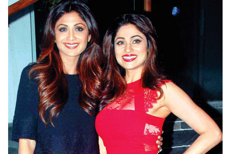 Shilpa-Shetty-and-Shamita-Shetty